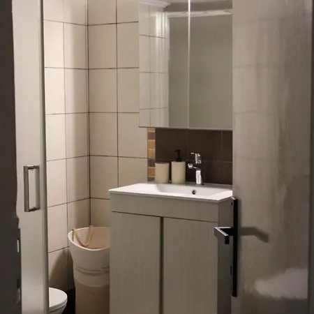 Apartman Thesis