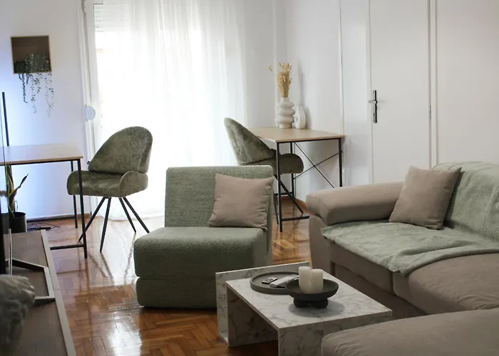 Thesis Apartmán